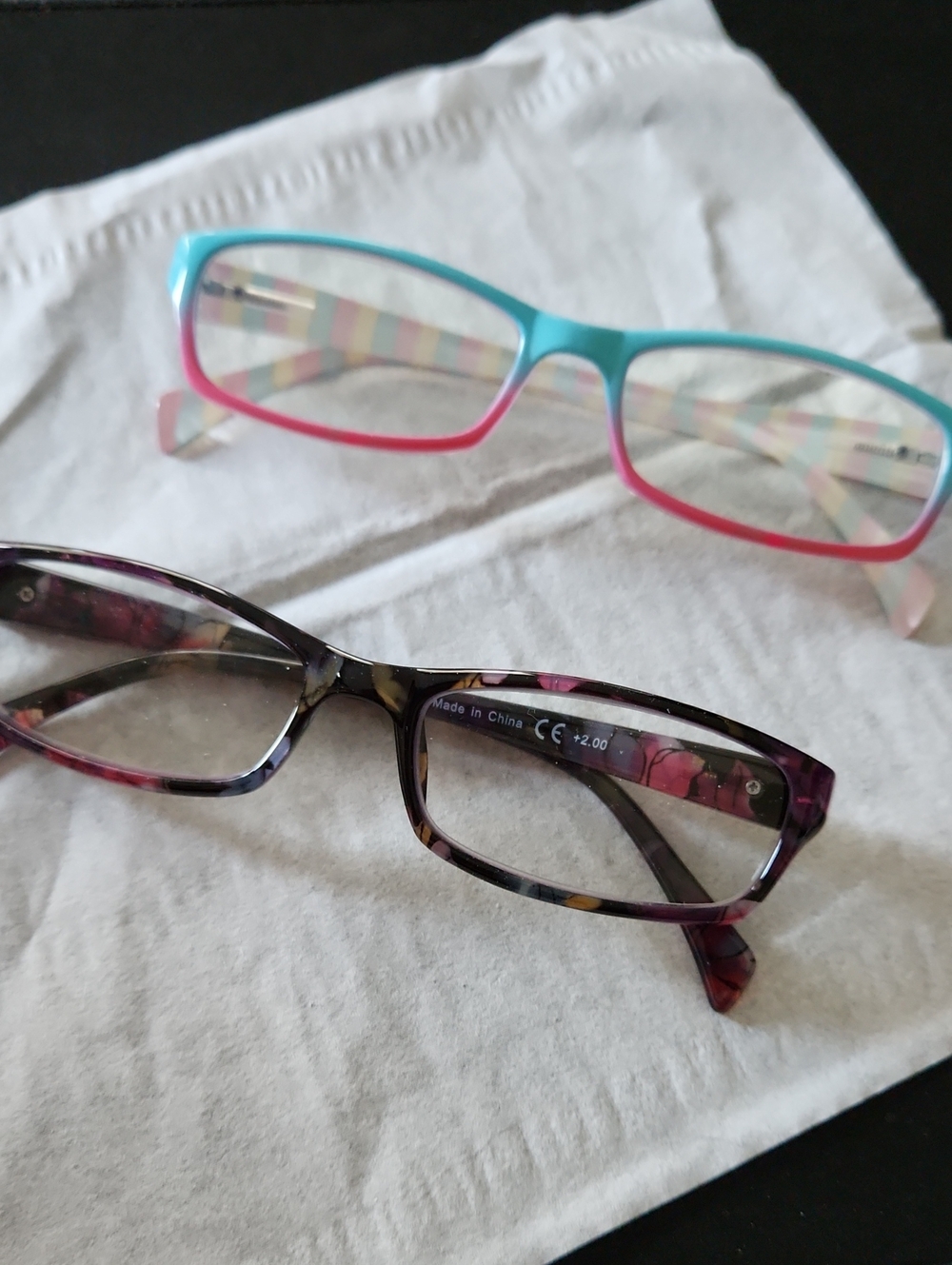 NEW Women Reading Glasses 2 Pairs Ladies Purple Spring Hinge Sides Readers 2.0